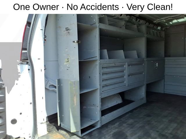 Used 2021 Chevrolet Express 3500 w/ Driver Convenience Package RWD image 20