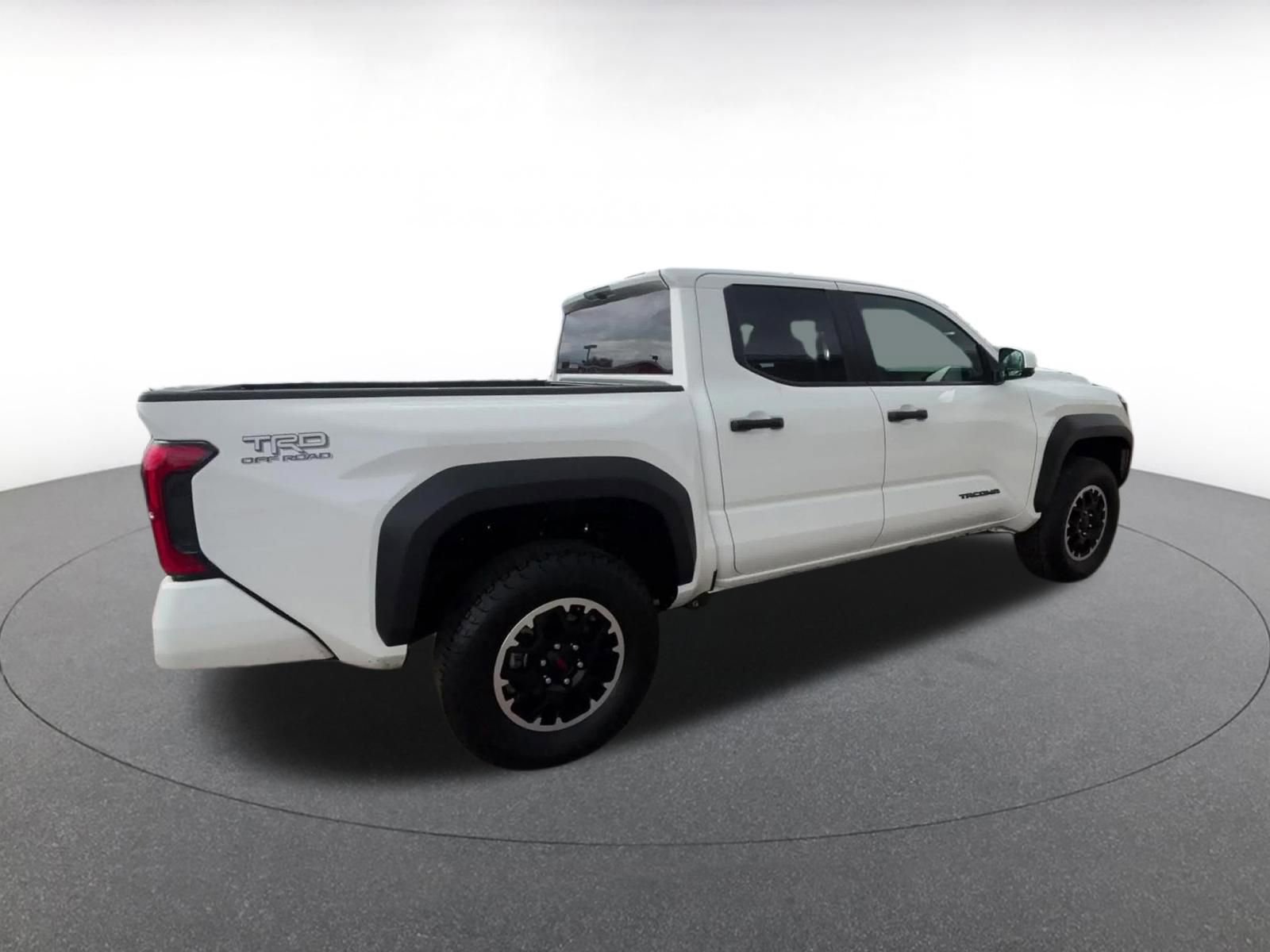 Used 2025 Toyota Tacoma TRD Off-Road image 15