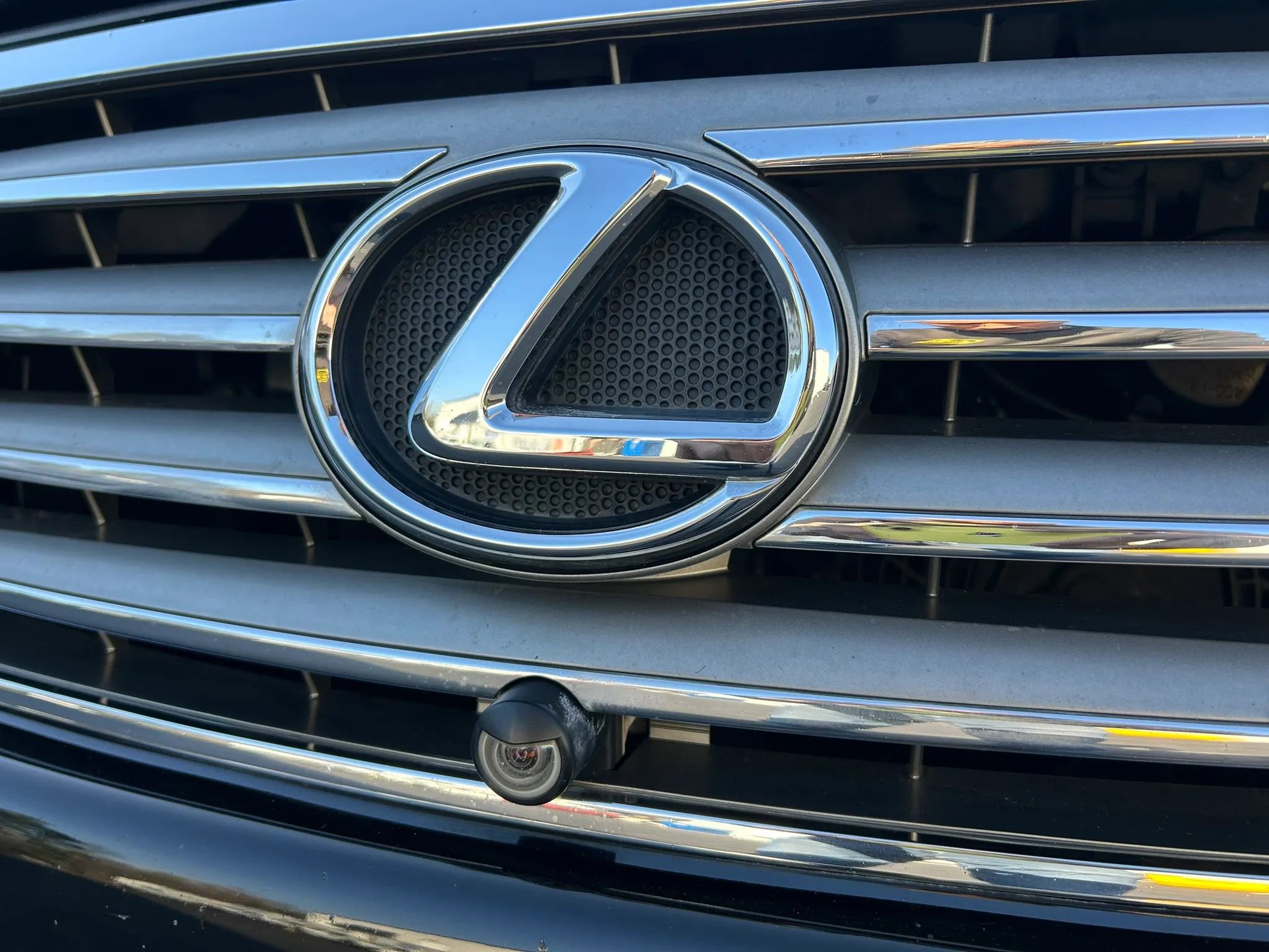 Used 2010 Lexus LX 570 LX 570 Sport Utility 4D image 12