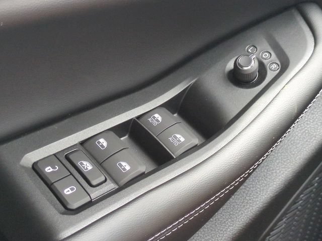 New 2026 Jeep Grand Cherokee L 4WD image 24