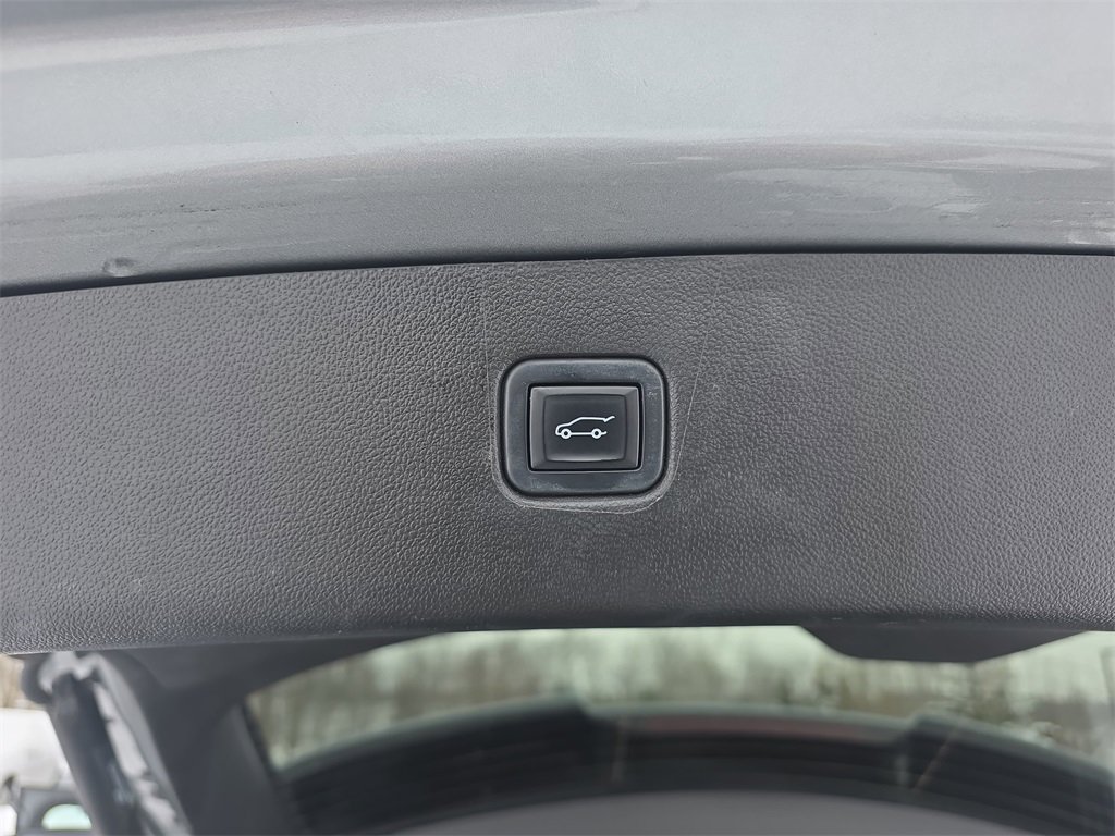 Certified 2023 Chevrolet Blazer LT w/ Convenience Package image 13