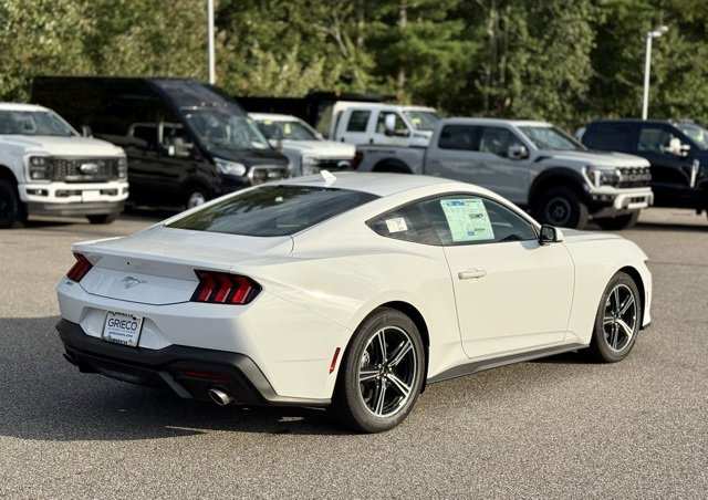 New 2025 Ford Mustang Coupe image 4