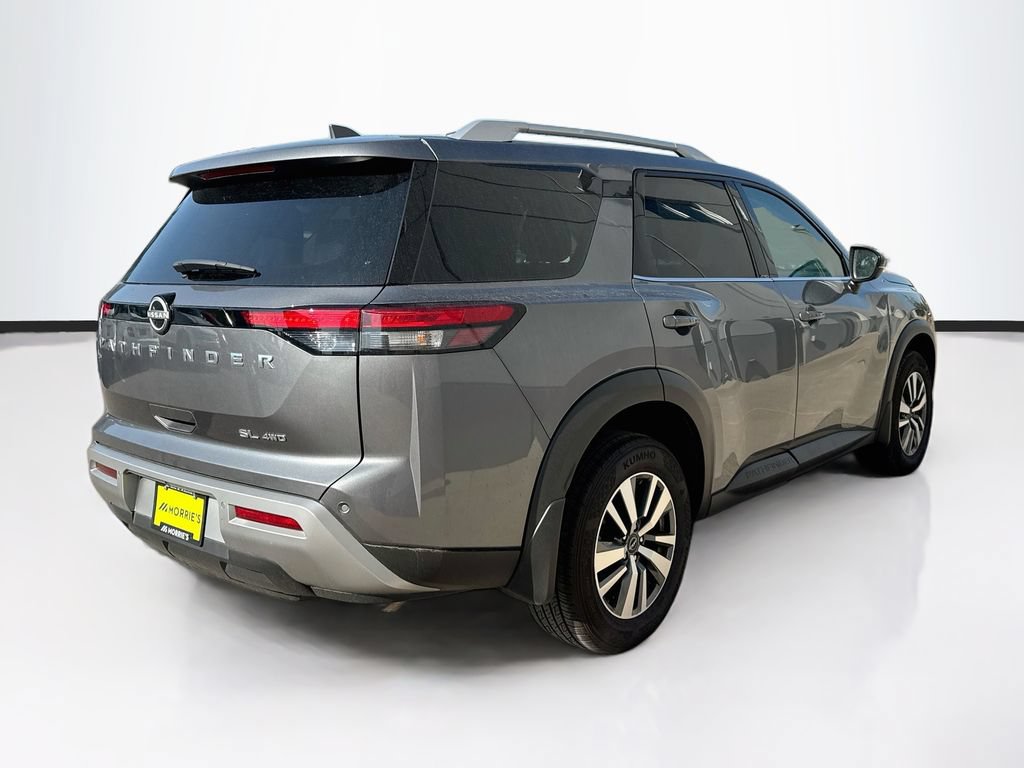 Used 2025 Nissan Pathfinder SL AWD/4WD image 5