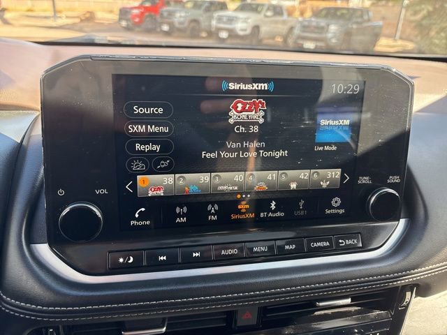 Used 2023 Nissan Rogue Platinum w/ Platinum Premium Package image 32