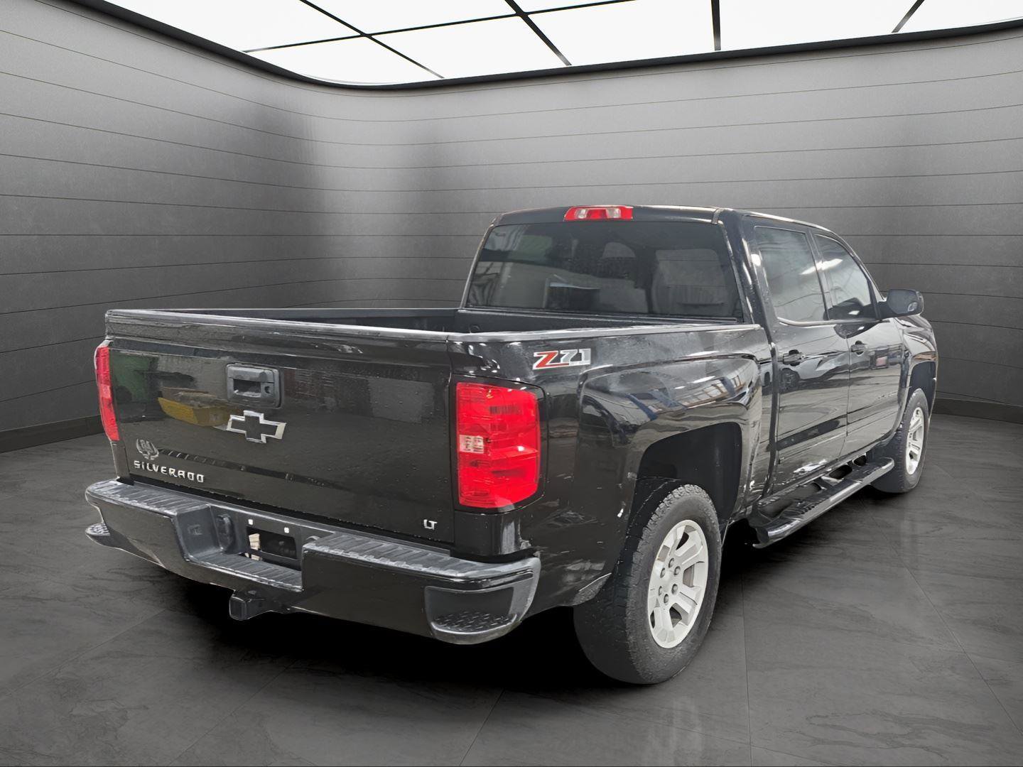 Used 2017 Chevrolet Silverado 1500 LT w/ All Star Edition image 5