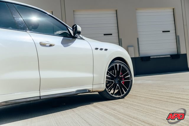 Used 2019 Maserati Levante Trofeo AWD/4WD image 33