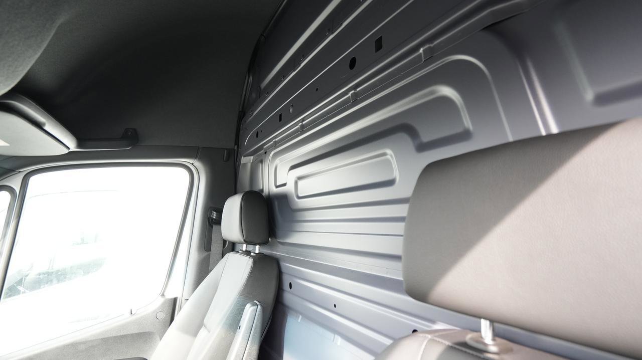 Used 2024 Mercedes-Benz Sprinter 144 Cargo image 13