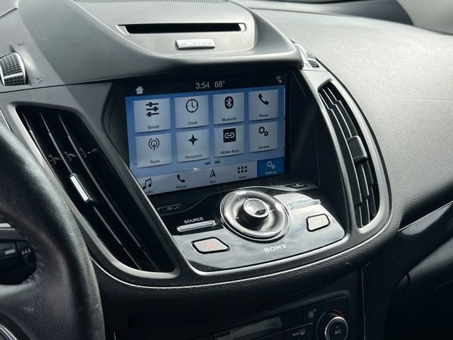 Used 2017 Ford Escape Titanium w/ Equipment Group 301A AWD/4WD image 19
