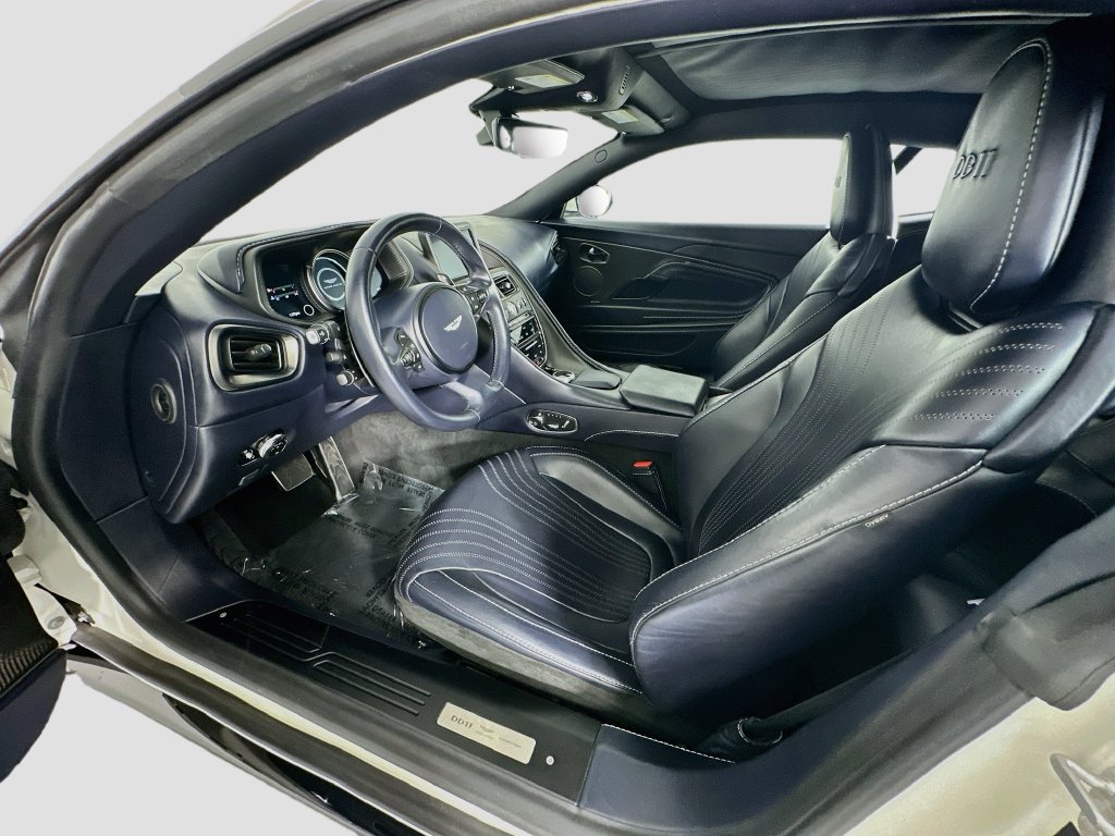 Used 2018 Aston Martin DB11 V12 RWD image 5