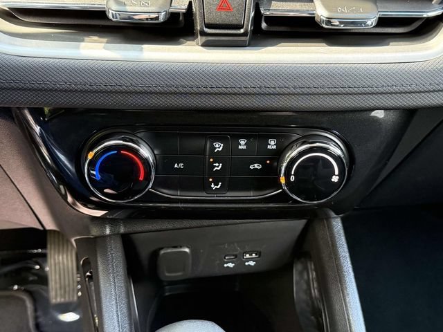 Certified 2025 Chevrolet TrailBlazer LT AWD/4WD image 16