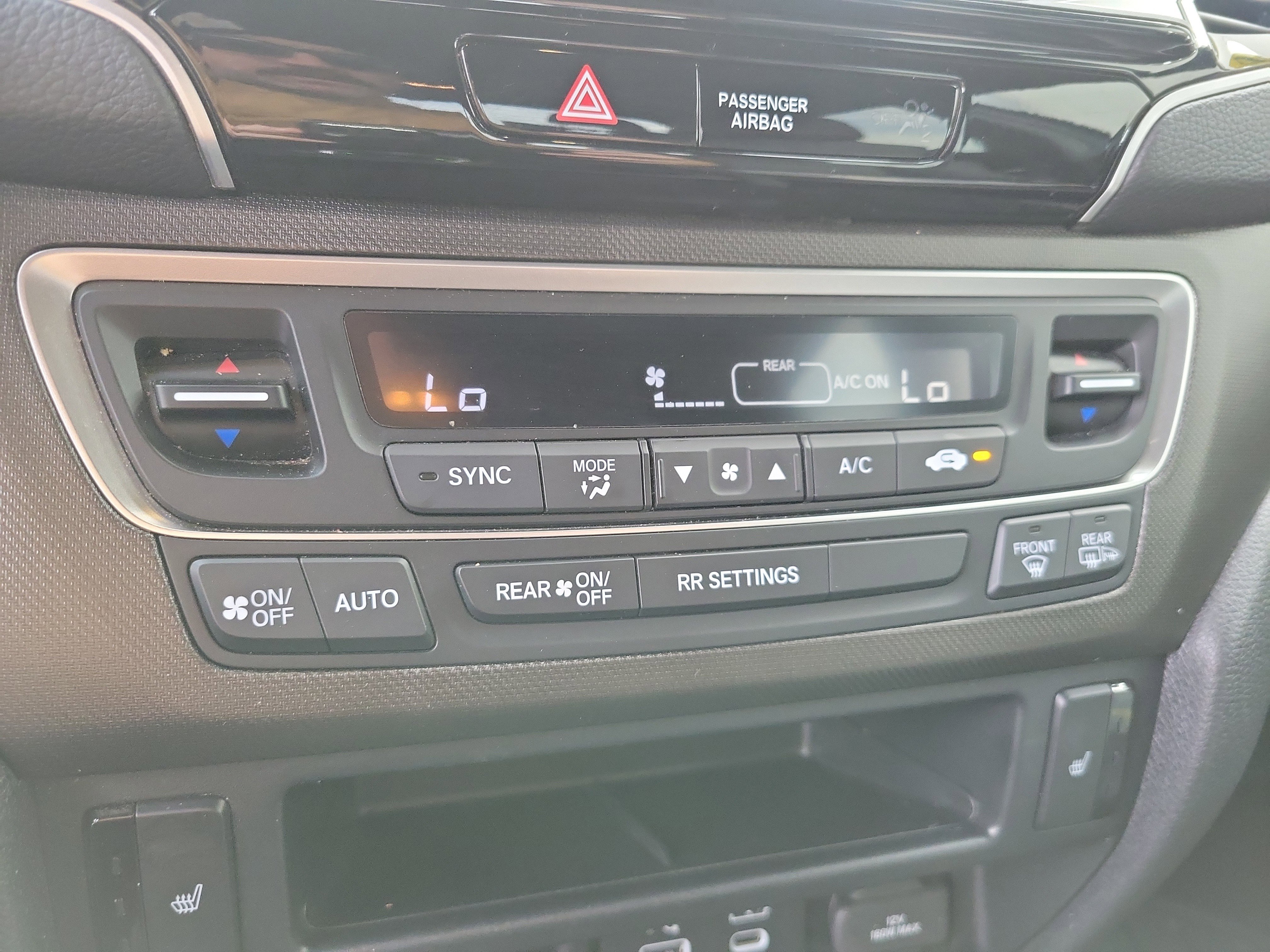 Used 2025 Honda Ridgeline TrailSport image 17