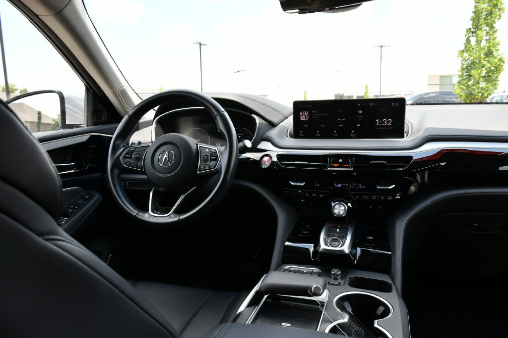 Used 2023 Acura MDX FWD image 26