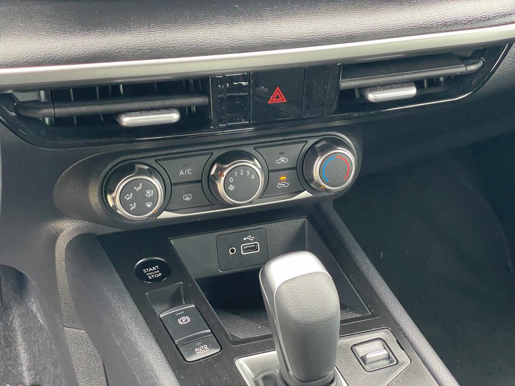 Certified 2025 Nissan Kicks S AWD/4WD image 22