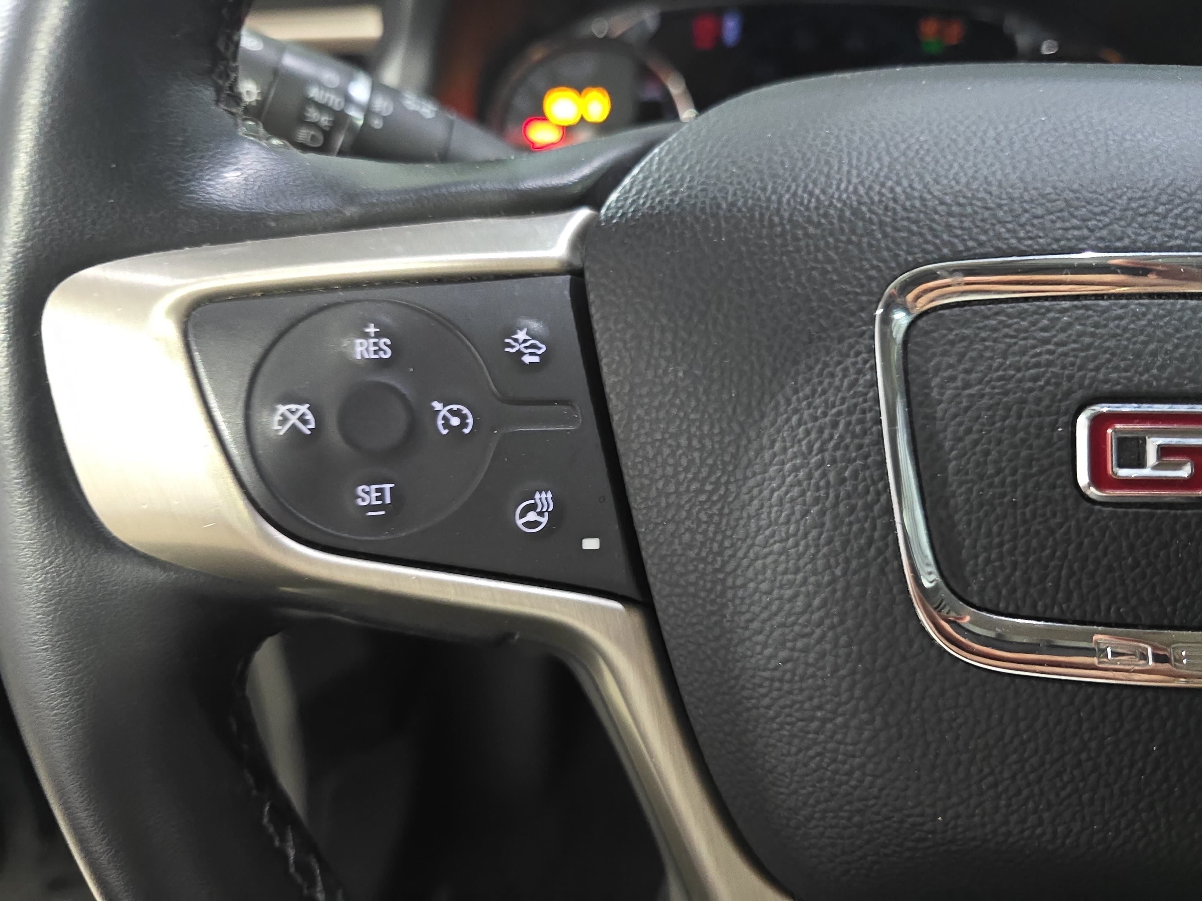 Used 2023 GMC Acadia Denali w/ Black Diamond Edition AWD/4WD image 14