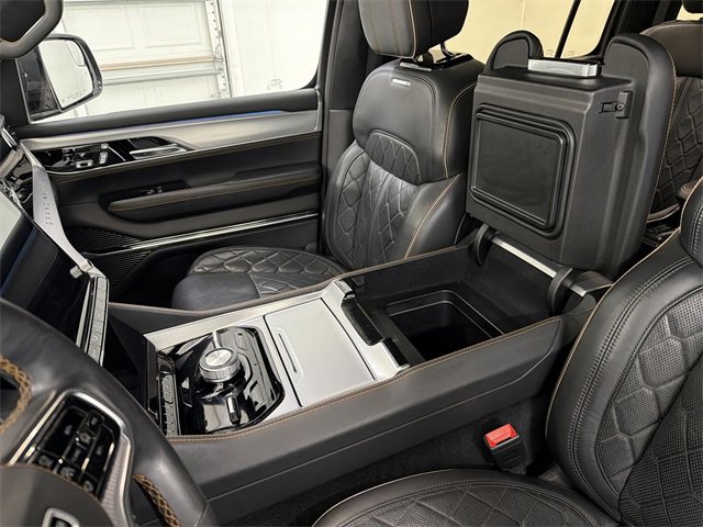 Used 2022 Jeep Grand Wagoneer Series III image 26