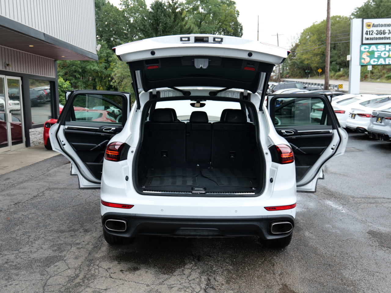 Used 2016 Porsche Cayenne image 58