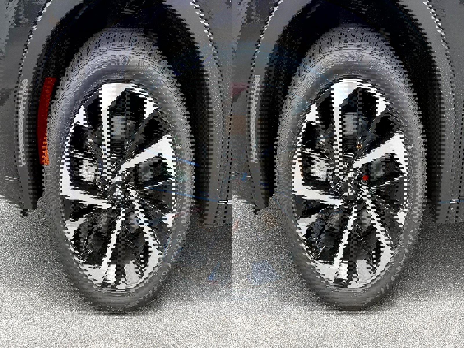 New 2025 Mitsubishi Outlander 4WD Plug-In Hybrid image 18