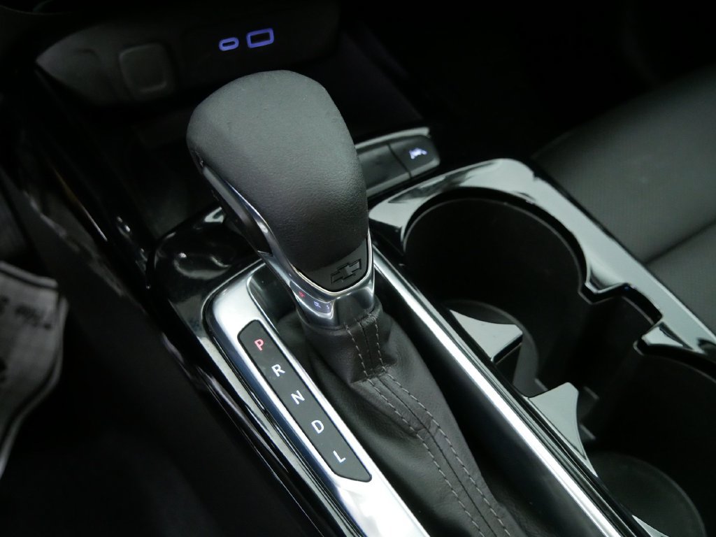 Used 2025 Chevrolet Trax ACTIV w/ Sunroof Package FWD image 31