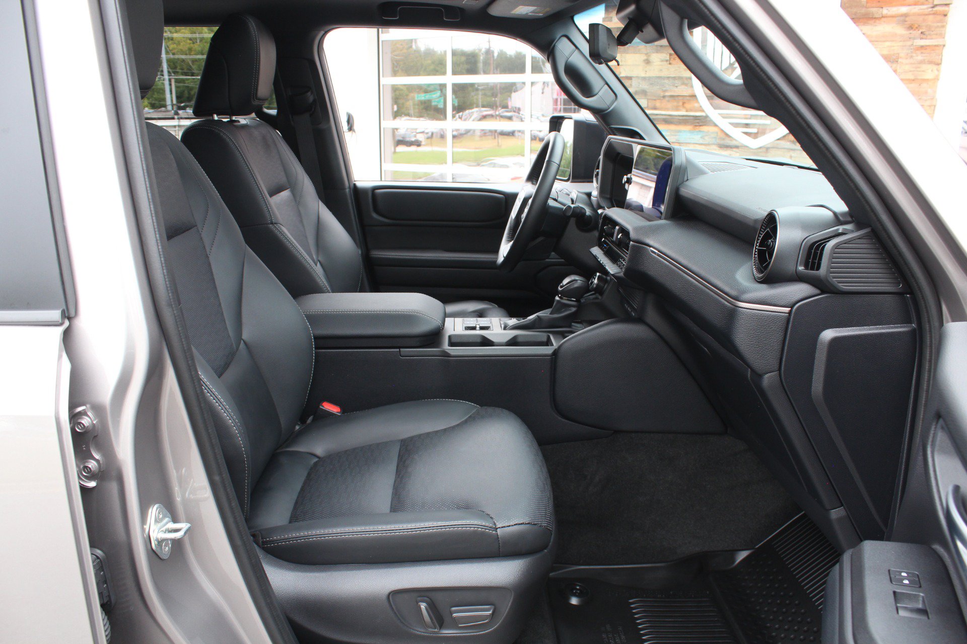Used 2025 Toyota Land Cruiser w/ Premium Package AWD/4WD image 61