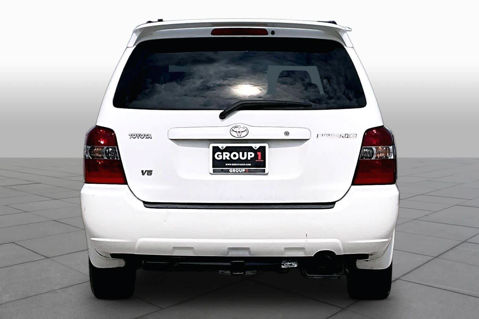 Used 2004 Toyota Highlander Limited FWD image 4