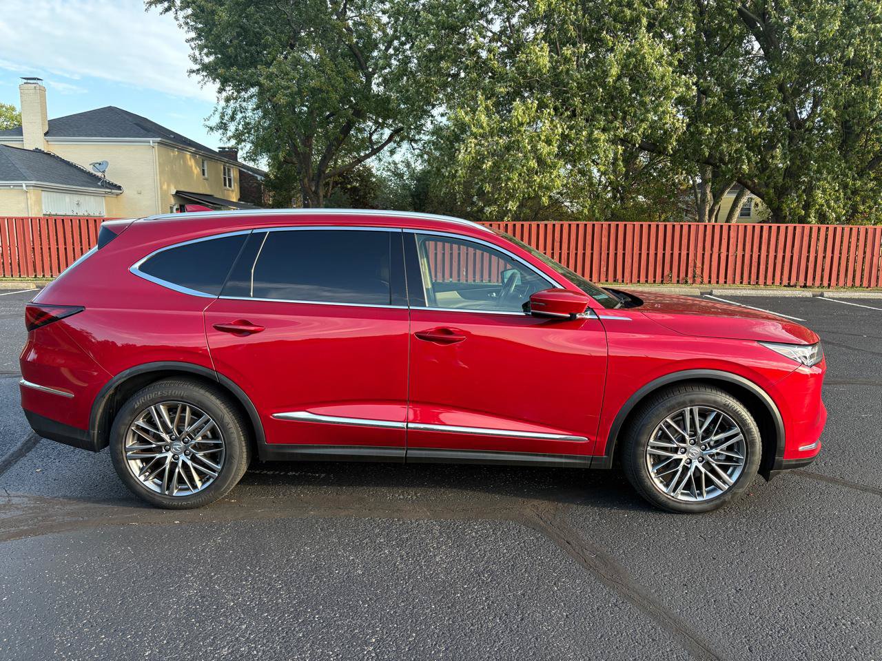 Used 2024 Acura MDX w/ Advance Package AWD/4WD image 2