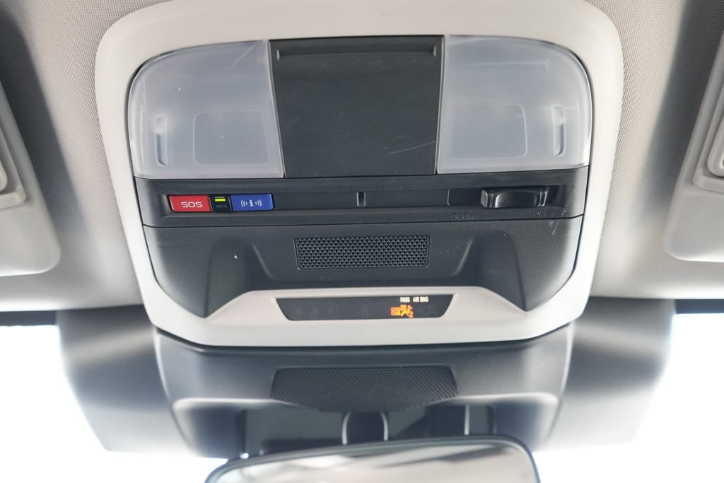 Used 2024 Subaru Crosstrek 2.0i Premium image 19