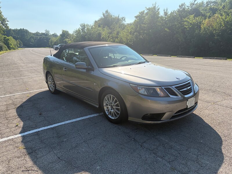 Used 2008 Saab 9-3 2.0T w/ Premium Package FWD image 11