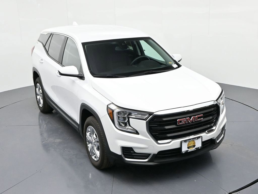 Used 2024 GMC Terrain SLE image 14