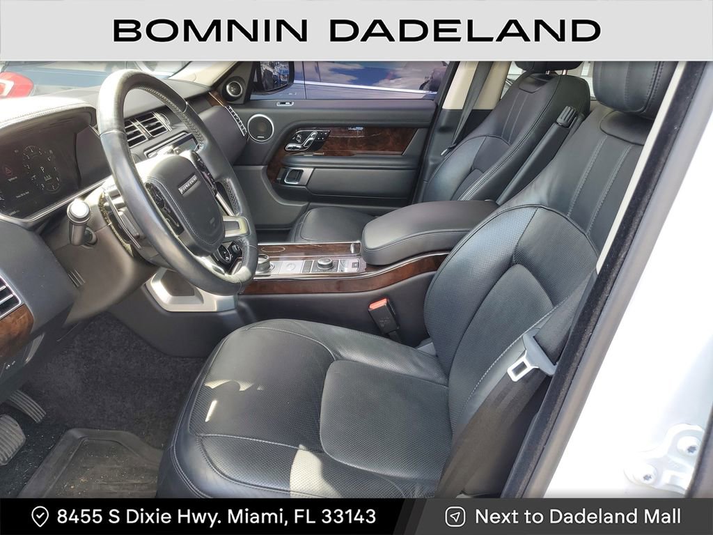 Used 2020 Land Rover Range Rover HSE image 16