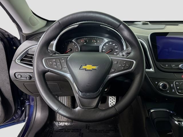 Used 2016 Chevrolet Malibu Premier w/ Driver Confidence Package II image 11