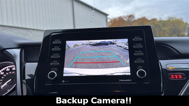 Used 2024 Toyota Camry LE image 3