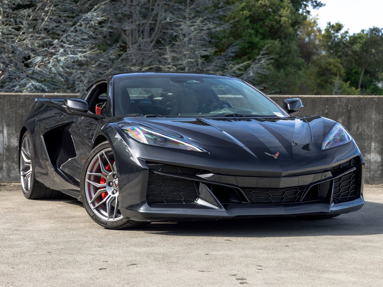 Used 2024 Chevrolet Corvette Z06 w/ Stealth Interior Trim Package image 6