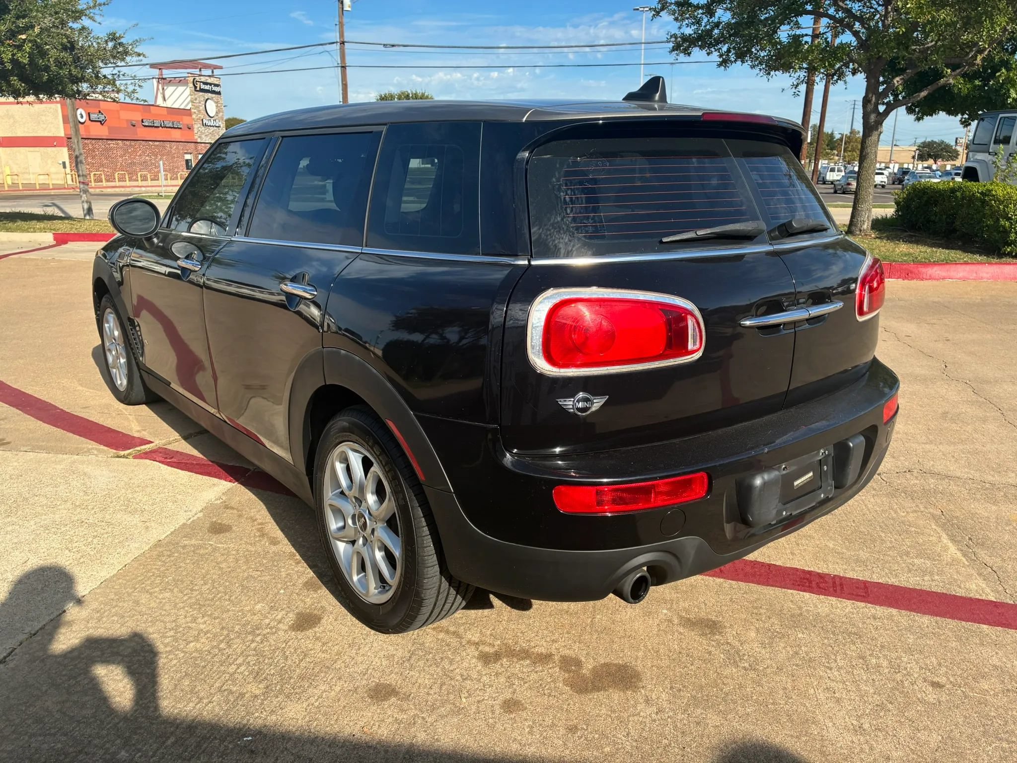 Used 2017 MINI Cooper Clubman ALL4 AWD/4WD image 5