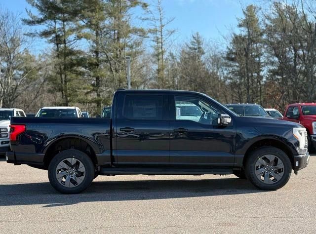 Used 2025 Ford F150 Lightning Lariat AWD/4WD image 3