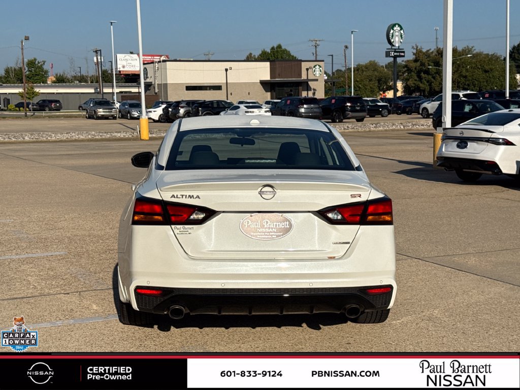 Certified 2024 Nissan Altima 2.0 SR FWD image 11