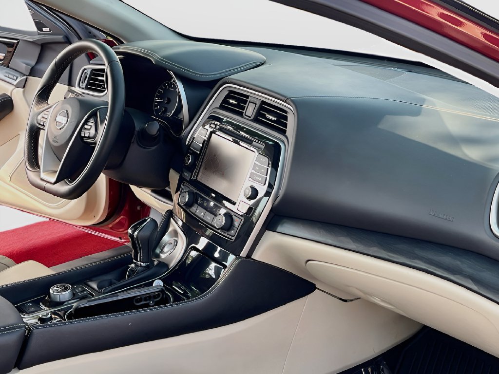 Used 2023 Nissan Maxima Platinum w/ Sport Mat Group FWD image 30