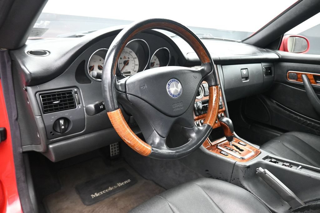 Used 2002 Mercedes-Benz SLK 320 image 13