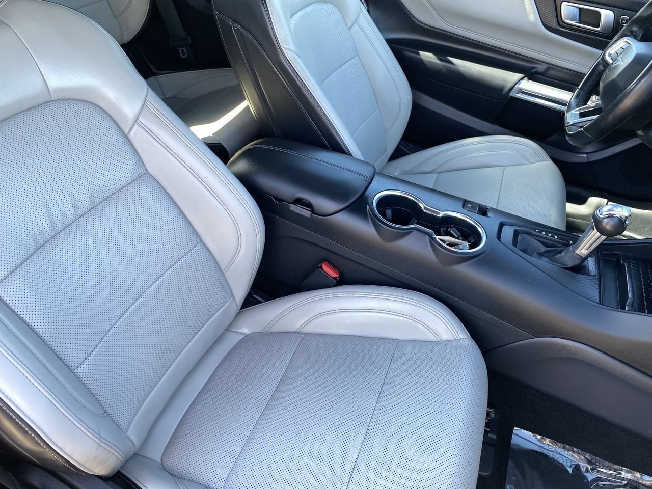 Used 2024 Ford Mustang Premium RWD image 11