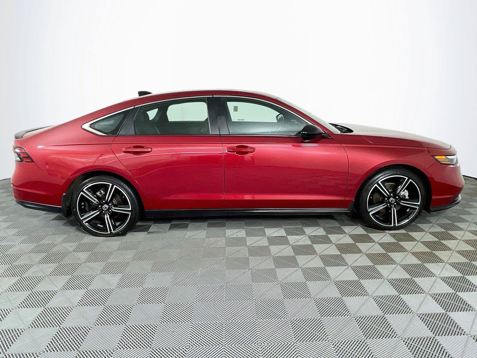 Certified 2025 Honda Accord Sport image 12