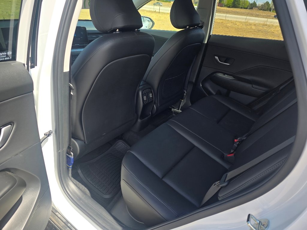 Used 2024 Hyundai Kona Limited image 14