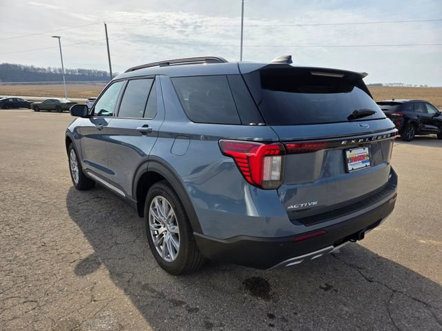 Used 2025 Ford Explorer Active w/ Active Comfort Package image 31