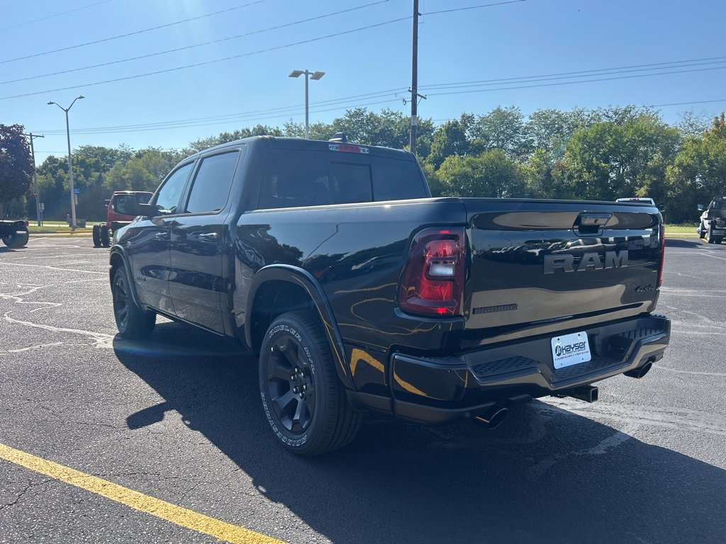 New 2026 RAM 1500 4x4 Crew Cab image 5