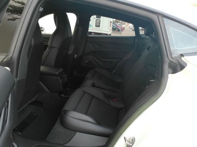 Used 2023 Porsche Taycan w/ Premium Package image 23