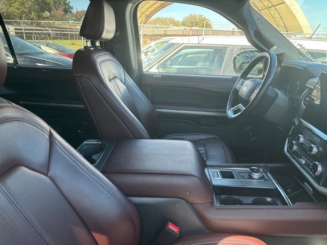 Used 2024 Ford Expedition Max Limited image 11