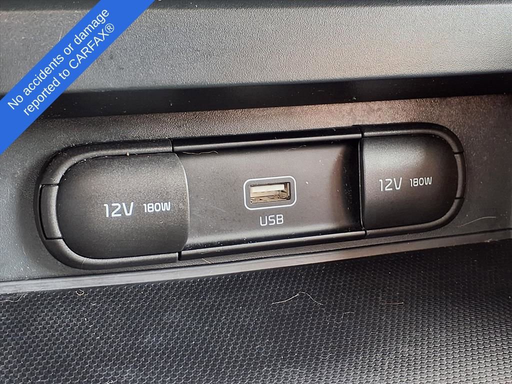 Used 2020 Kia Soul LX image 29