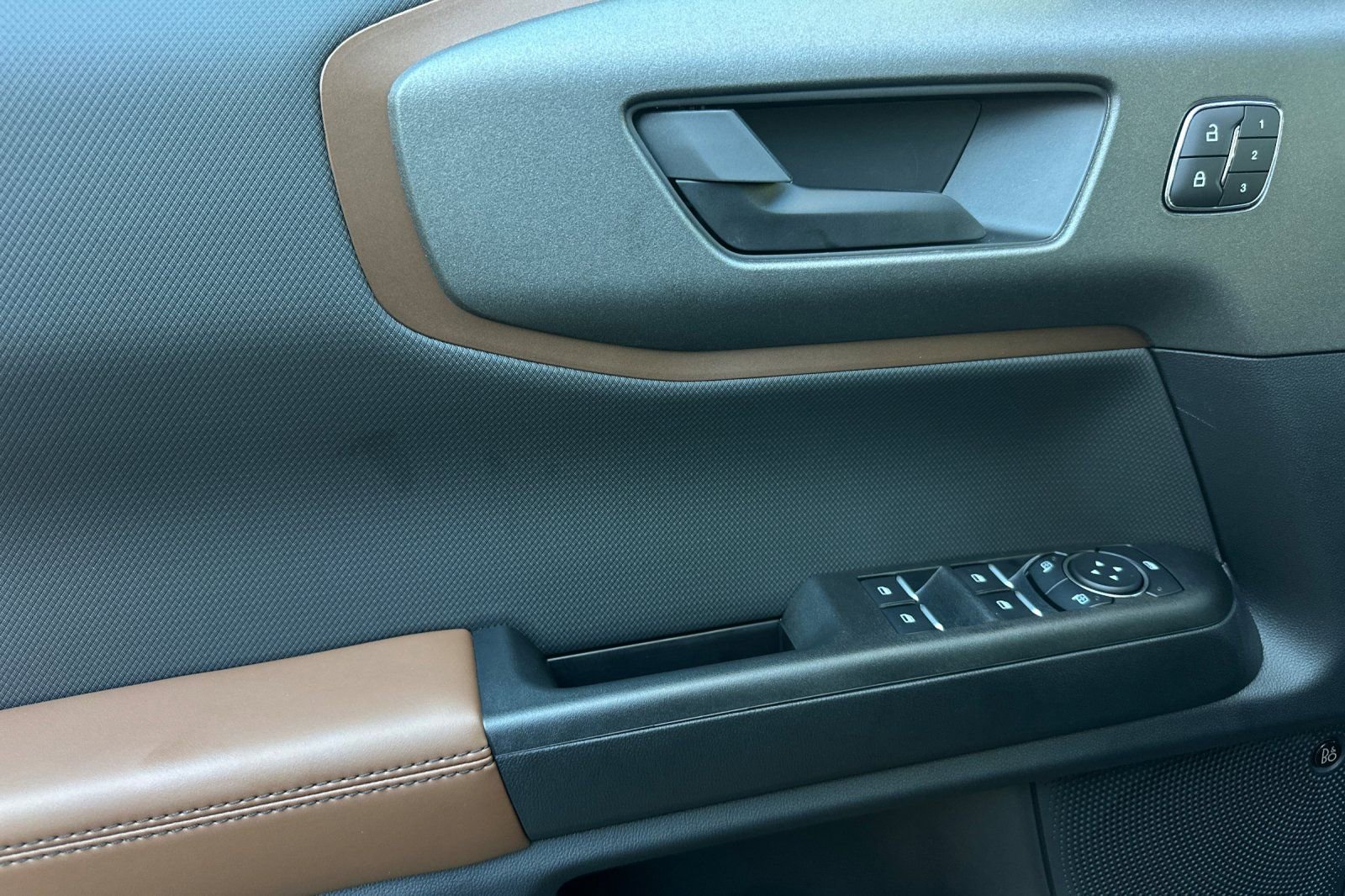New 2025 Ford Bronco Sport Outer Banks w/ Sasquatch Outer Banks Package image 10