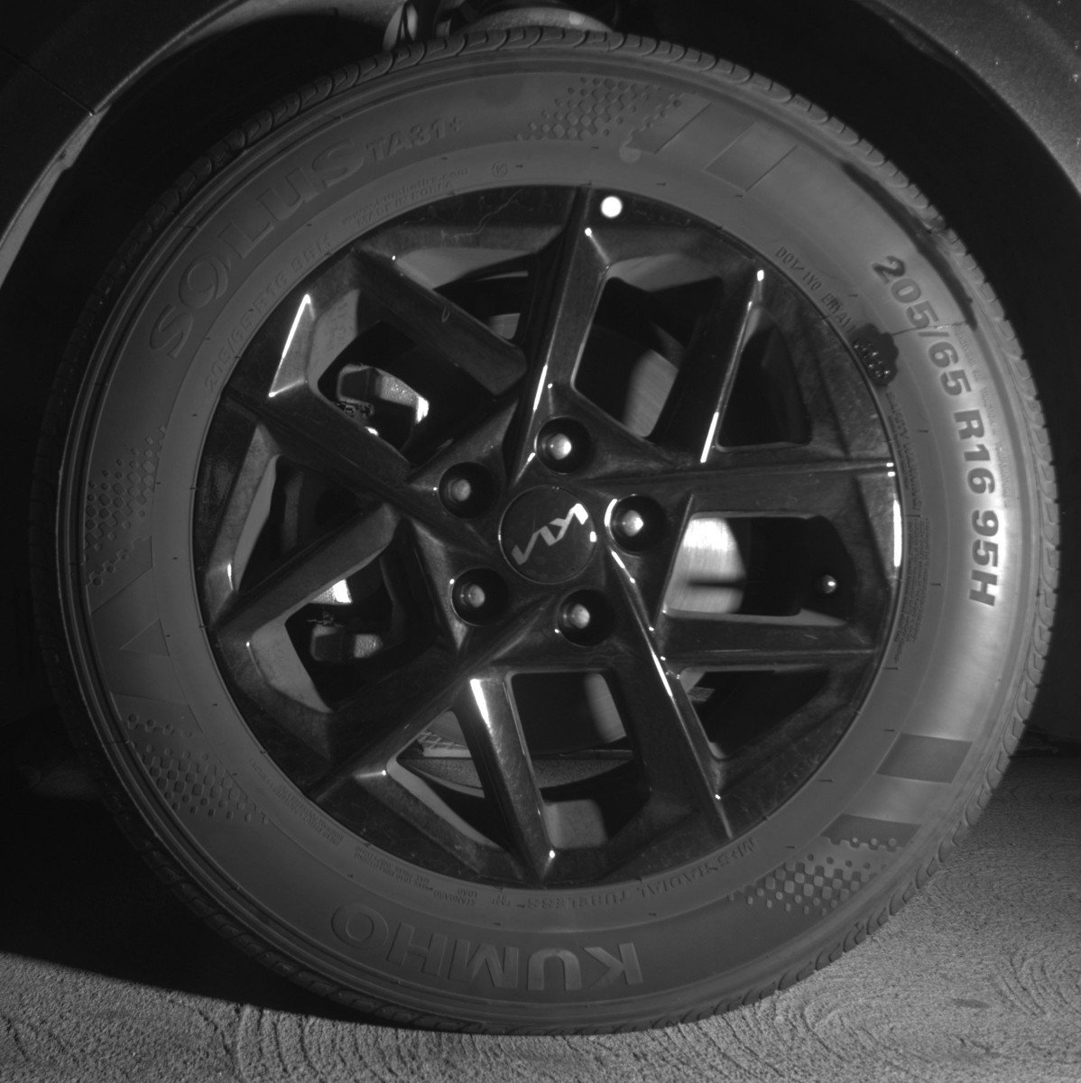 Used 2025 Kia K5 LXS FWD image 12