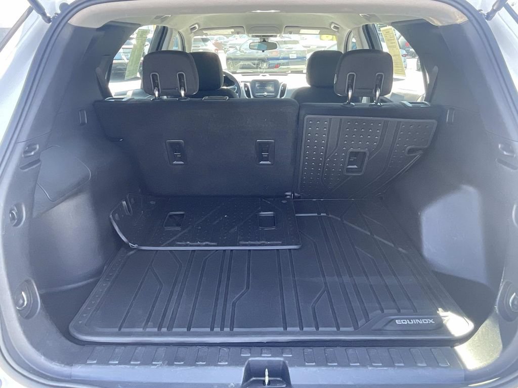 Used 2018 Chevrolet Equinox LS FWD image 11