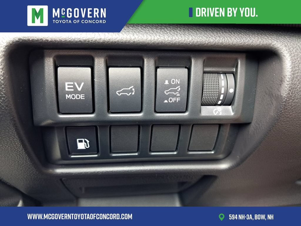 Used 2026 Subaru Forester Limited AWD/4WD image 31
