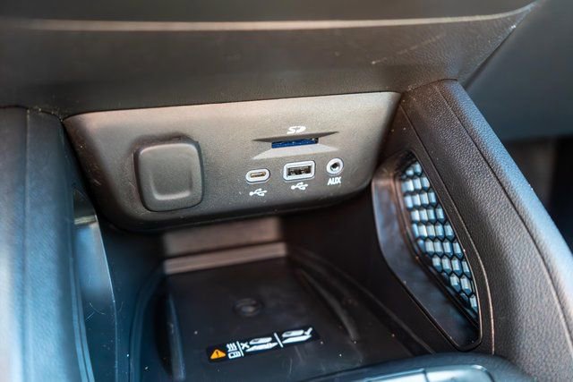 Used 2022 Chevrolet TrailBlazer ACTIV w/ Sun and Liftgate Package FWD image 30
